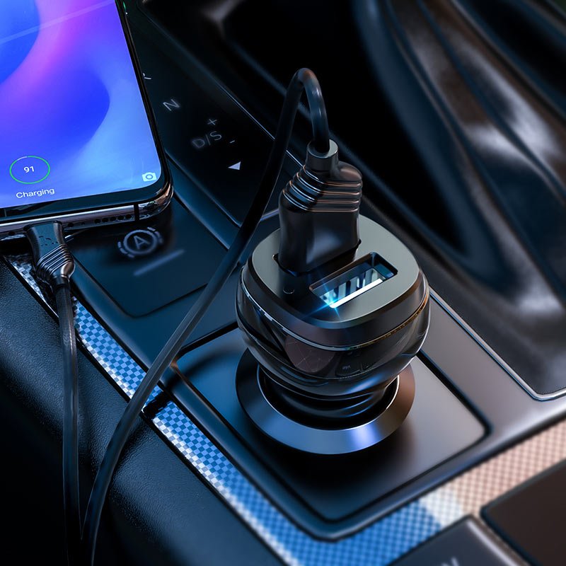 hoco-z40-superior-dual-port-car-charger-type-c-set-interior.jpg